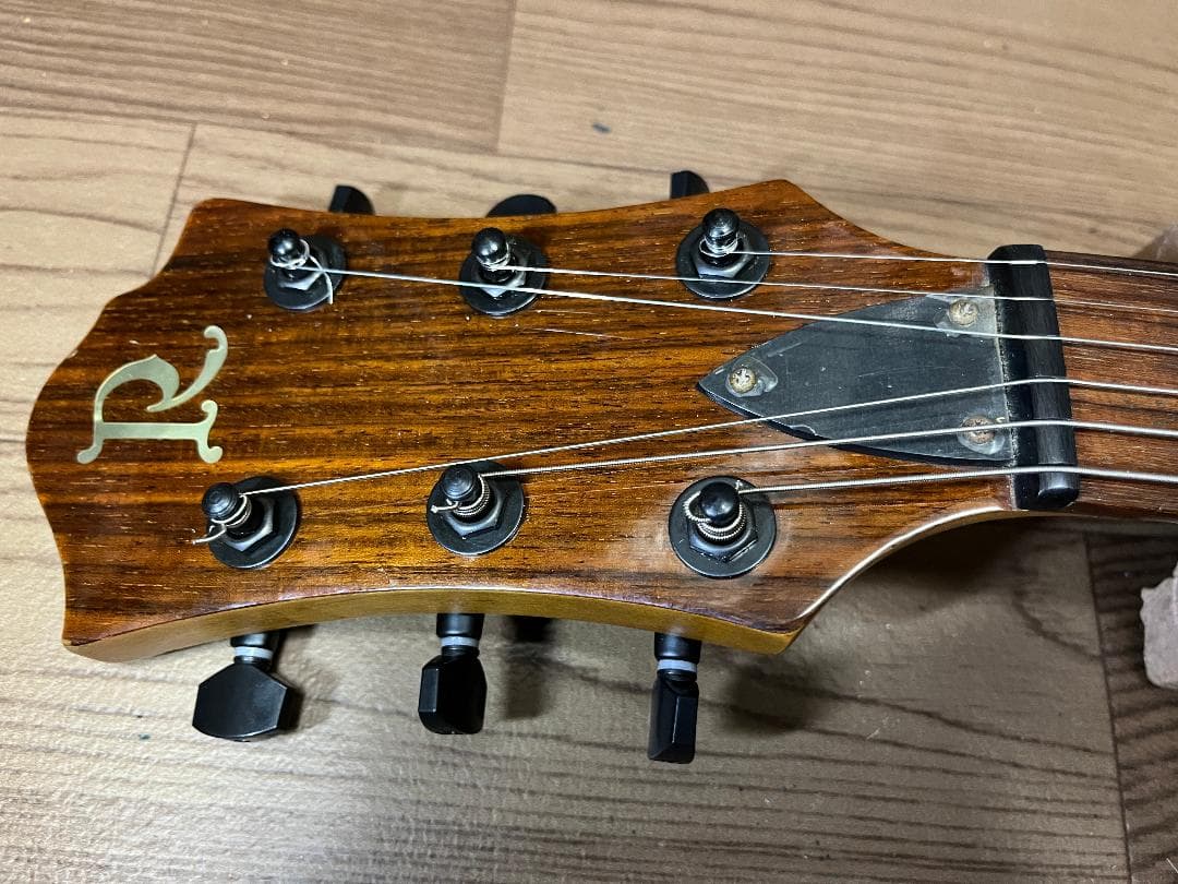 B.C.RICH モッキンバード ダークメタリックレッド　ソフトケース付