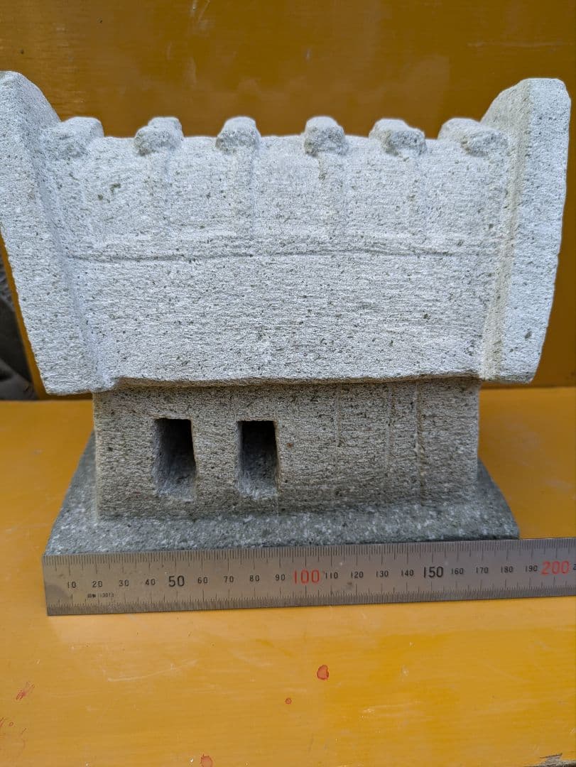 家形埴輪、石の家形埴輪、飾石、埴輪、倉田辰彦作