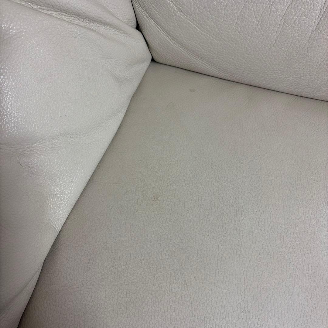 ホワイトレザー 2.5人掛けソファ　2人掛け　3人掛け