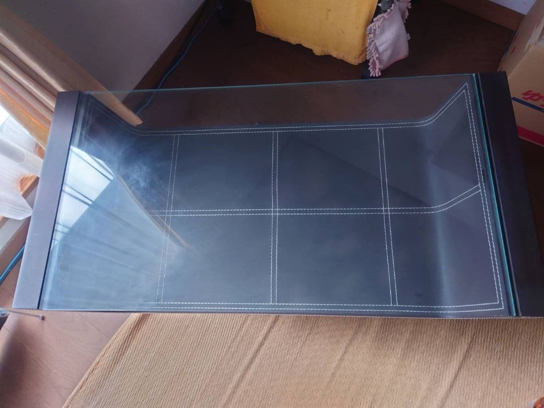 モダンブラウンセンターテーブル　ガラステーブル