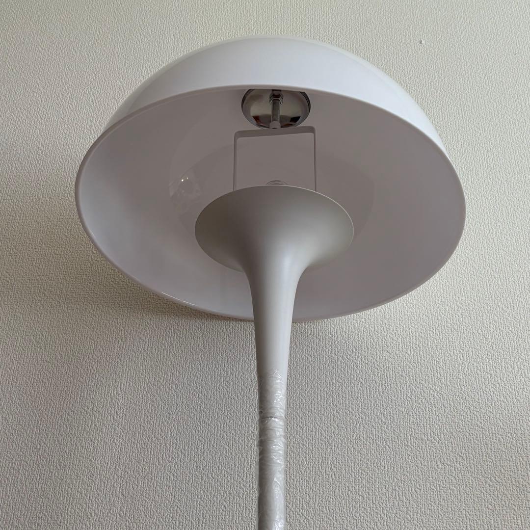 Panthella パンテラ スタンド フロアライト 照明 リプロダクト 部屋