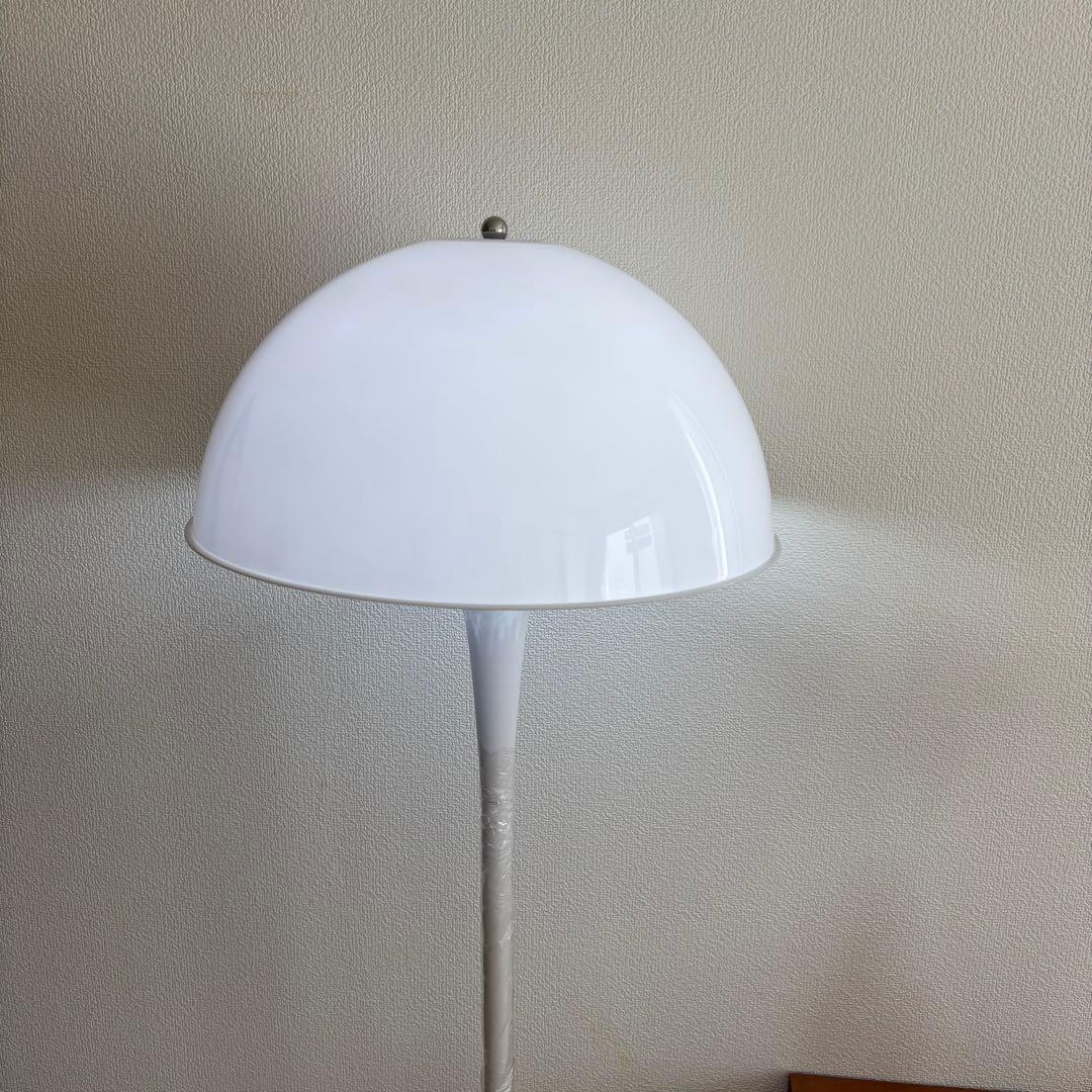 Panthella パンテラ スタンド フロアライト 照明 リプロダクト 部屋