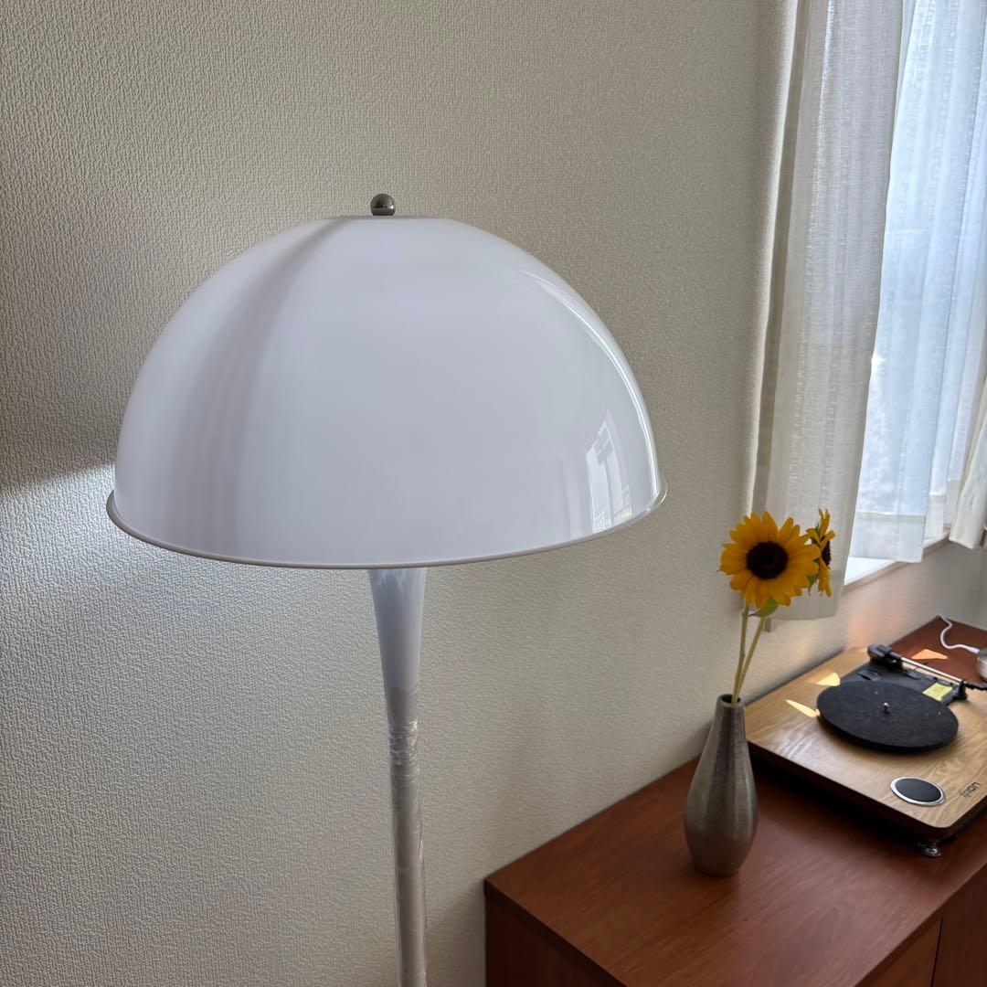 Panthella パンテラ スタンド フロアライト 照明 リプロダクト 部屋