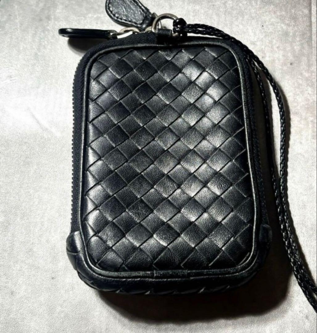 ボッテガヴェネタ ラムレザー シガレットケース ストラップ付 イントレ