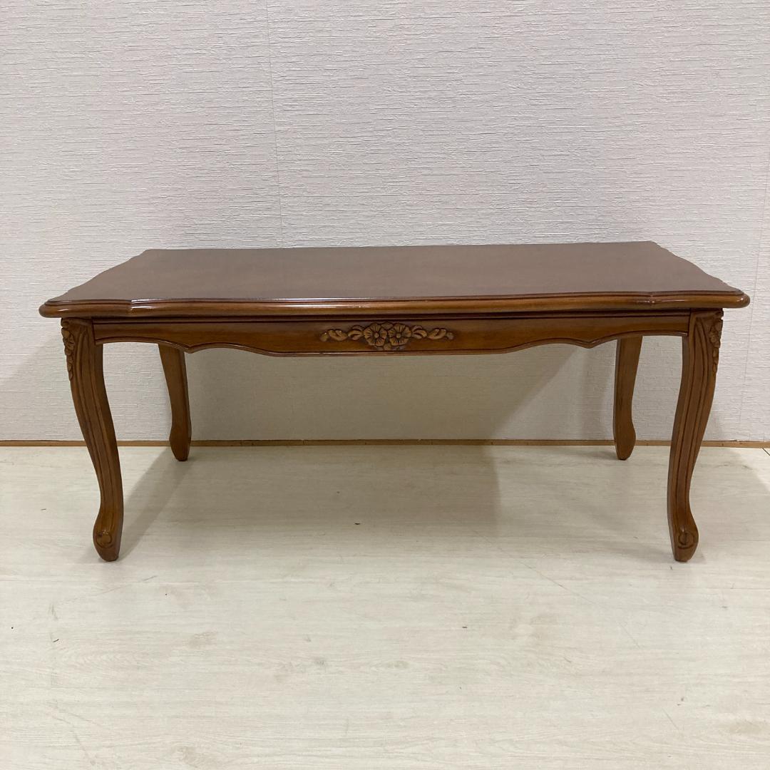 イタリア　クラシック　猫脚　リビングテーブル　センターテーブル　彫刻