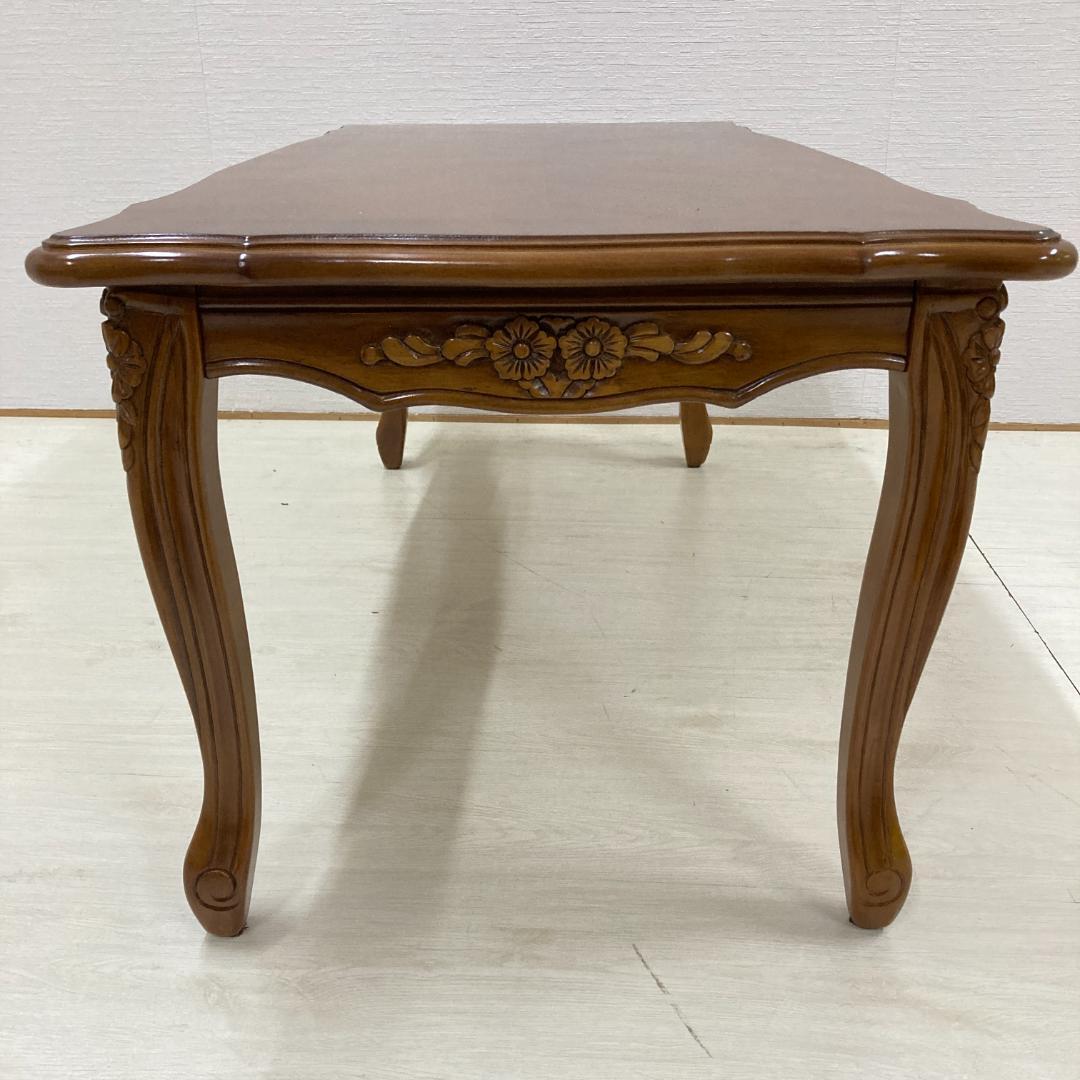 イタリア　クラシック　猫脚　リビングテーブル　センターテーブル　彫刻