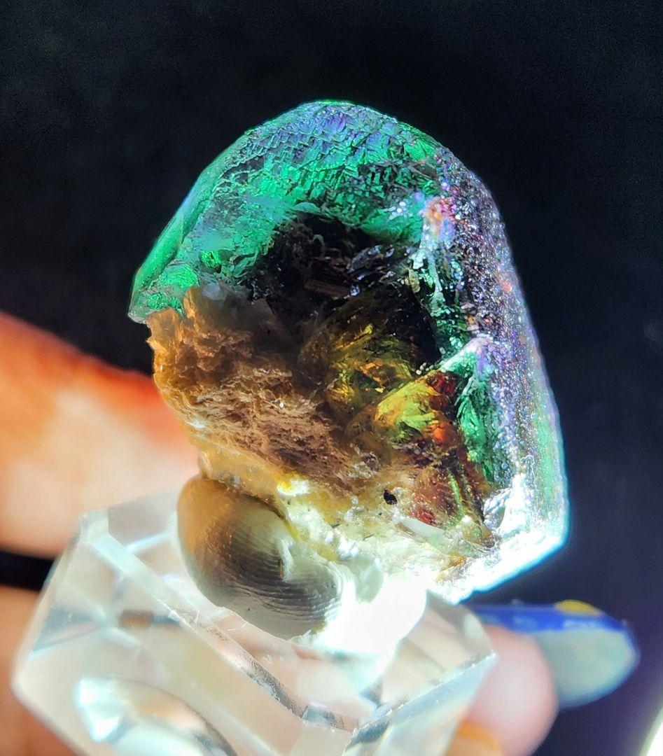 エロンゴ産バイカラーフローライトキューブNo1309