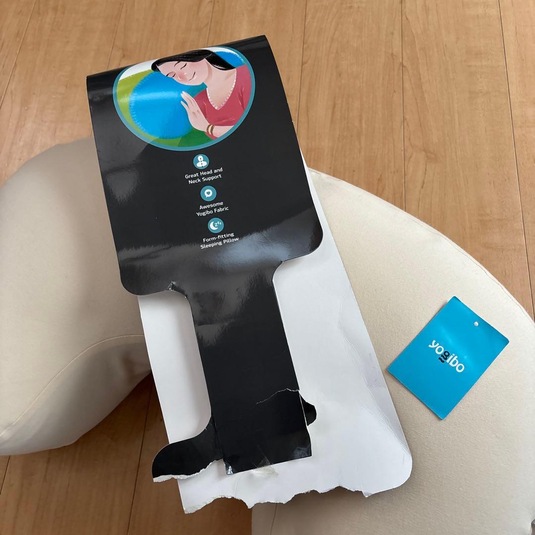 yogibo / Mega moon pillow / クリームホワイト