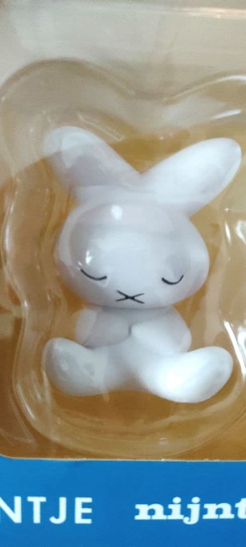 ディック・ブルーナ誕生60周年記念ミッフィー展限定フィギュア6体