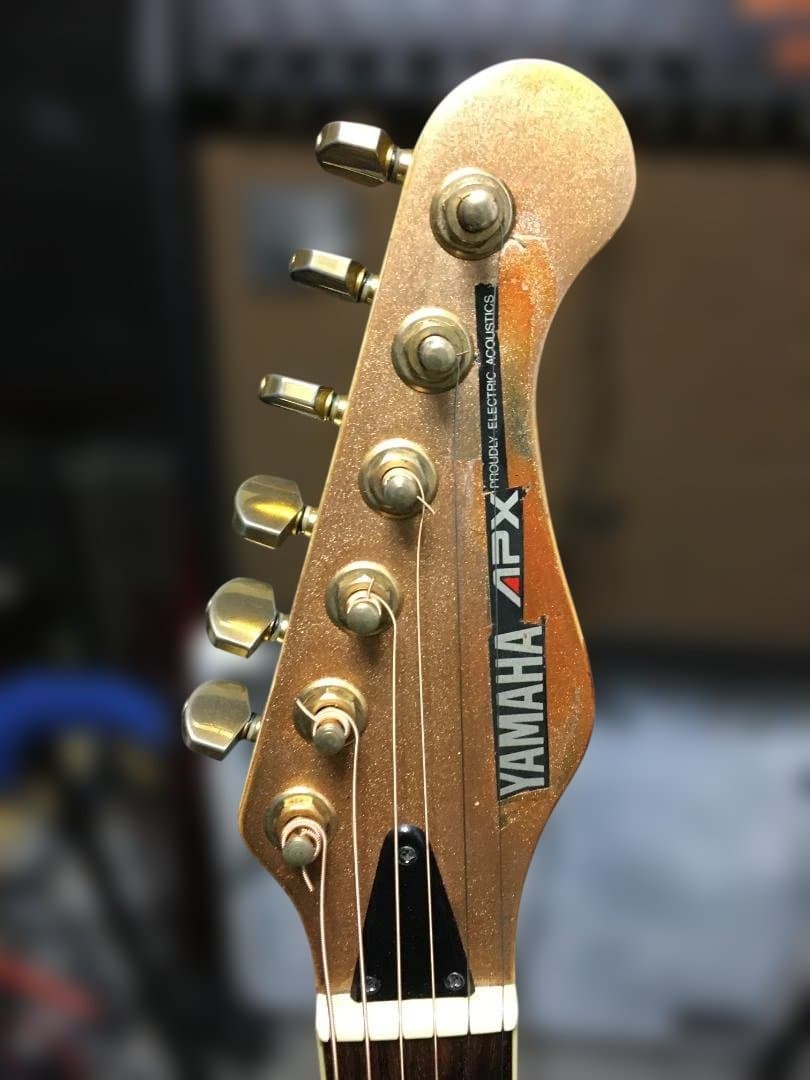 気まぐれ値下！Apx8s 雑gold塗装 究極の改造！アコギ・エレキ化 動画