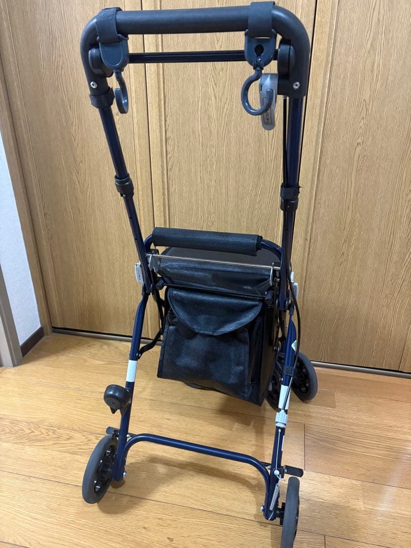 マキテック　らくらくスリムバスケット　カゴ乗せOK 4.2kg 軽量　改札OK