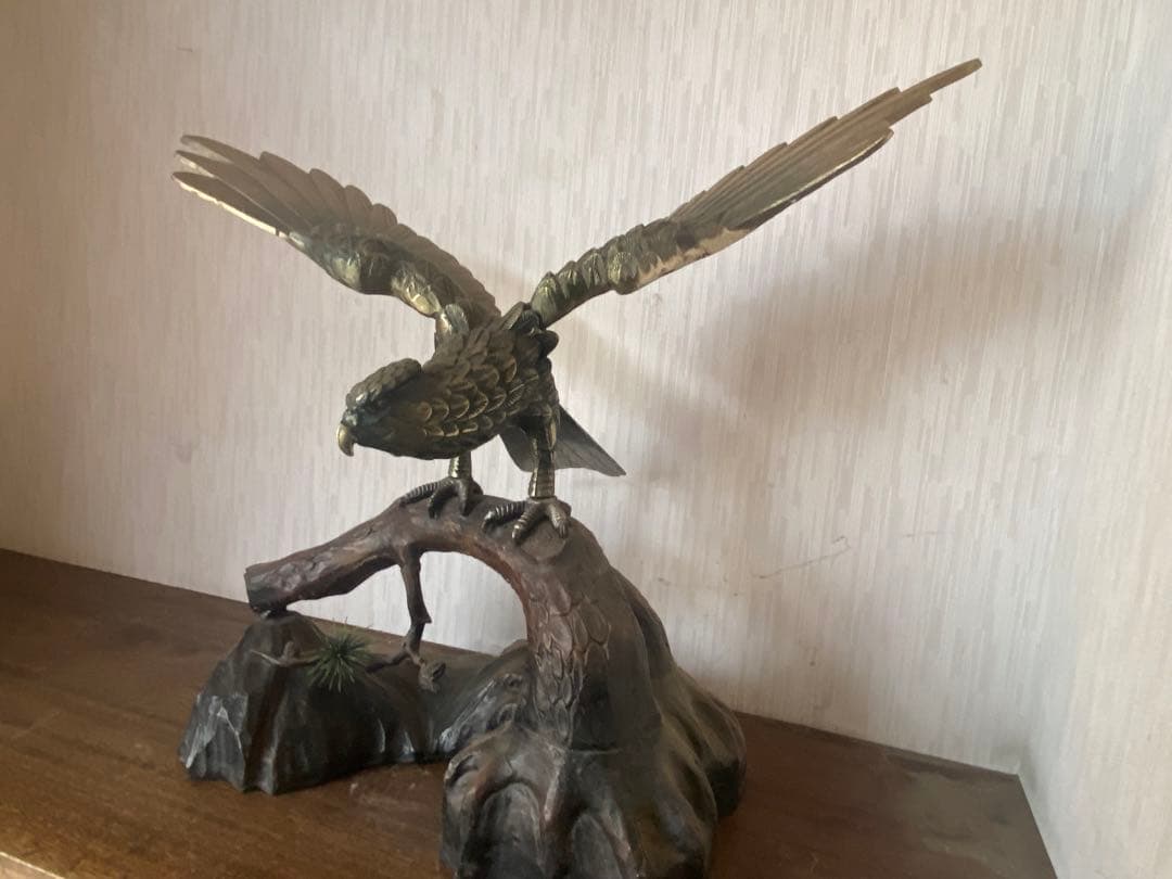 鷹 鳥 置物 木 木製 インテリア ワシ 風水 和