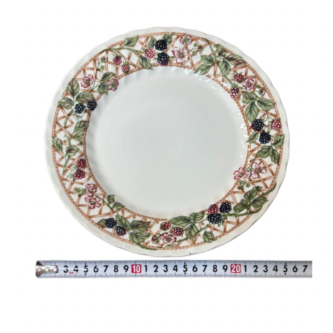 Churchill チャーチル ブラックベリー トレリス　ディナーセット　20点