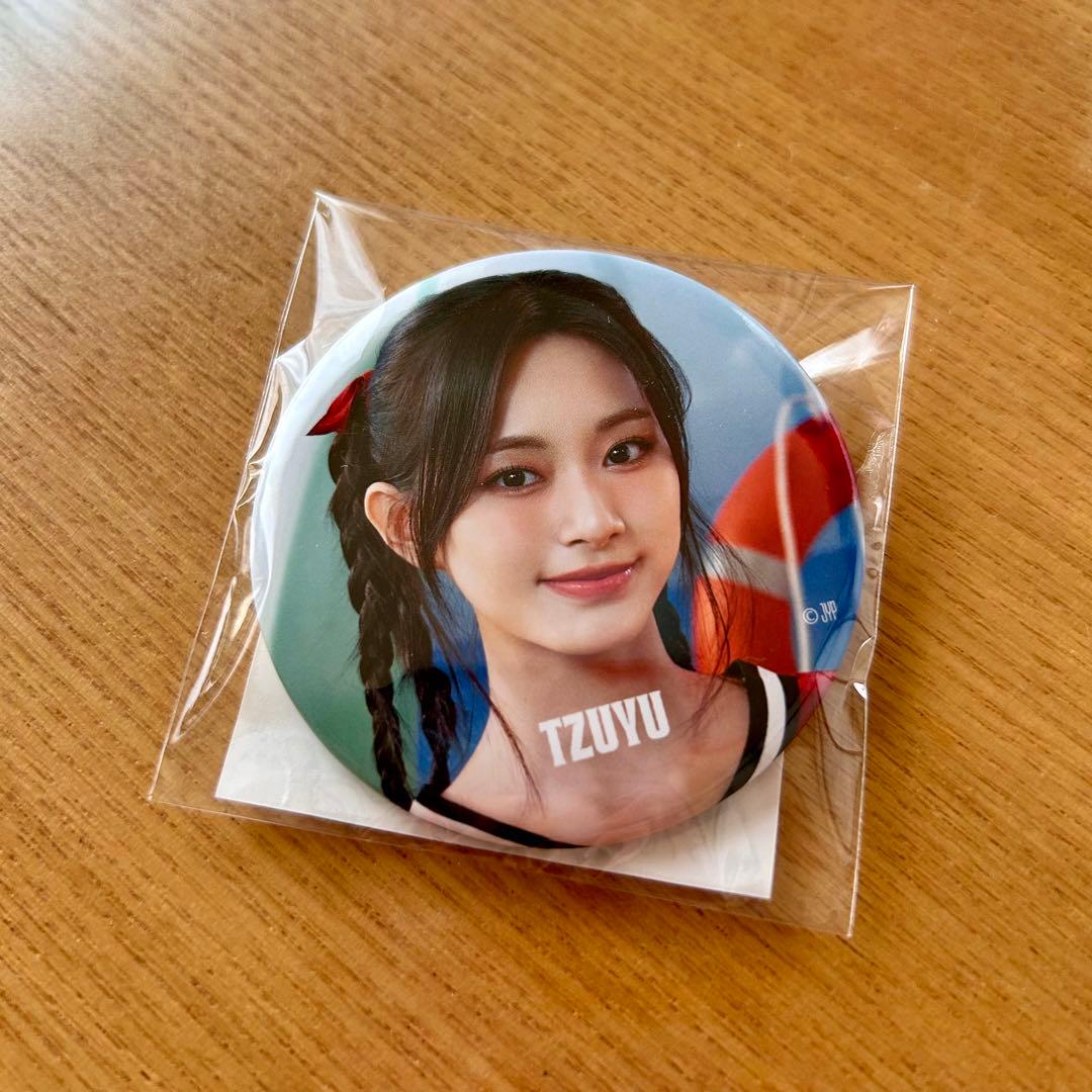 TWICE READY TO BE SPECIAL 缶バッチ ツウィ - メルカリ