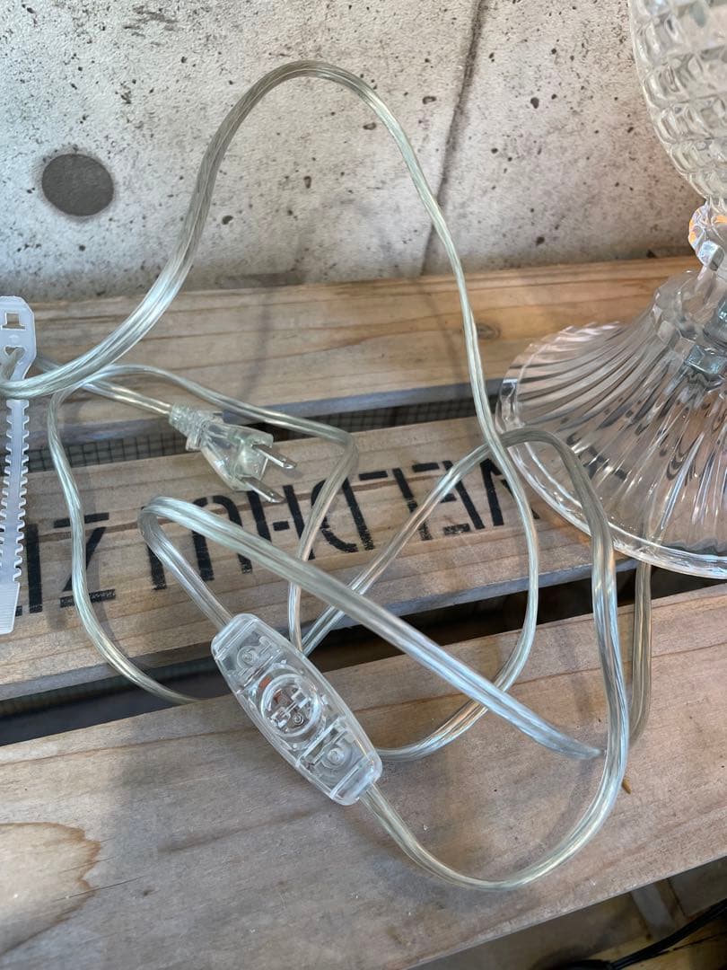 ガラスランプ　インテリア　照明　スタンド　置物