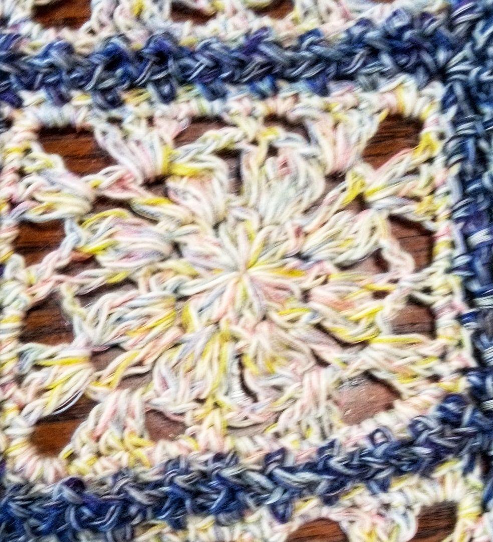 ハンドメイド　手編み　クロシェ編み ベッドカバー シングル用　コットン