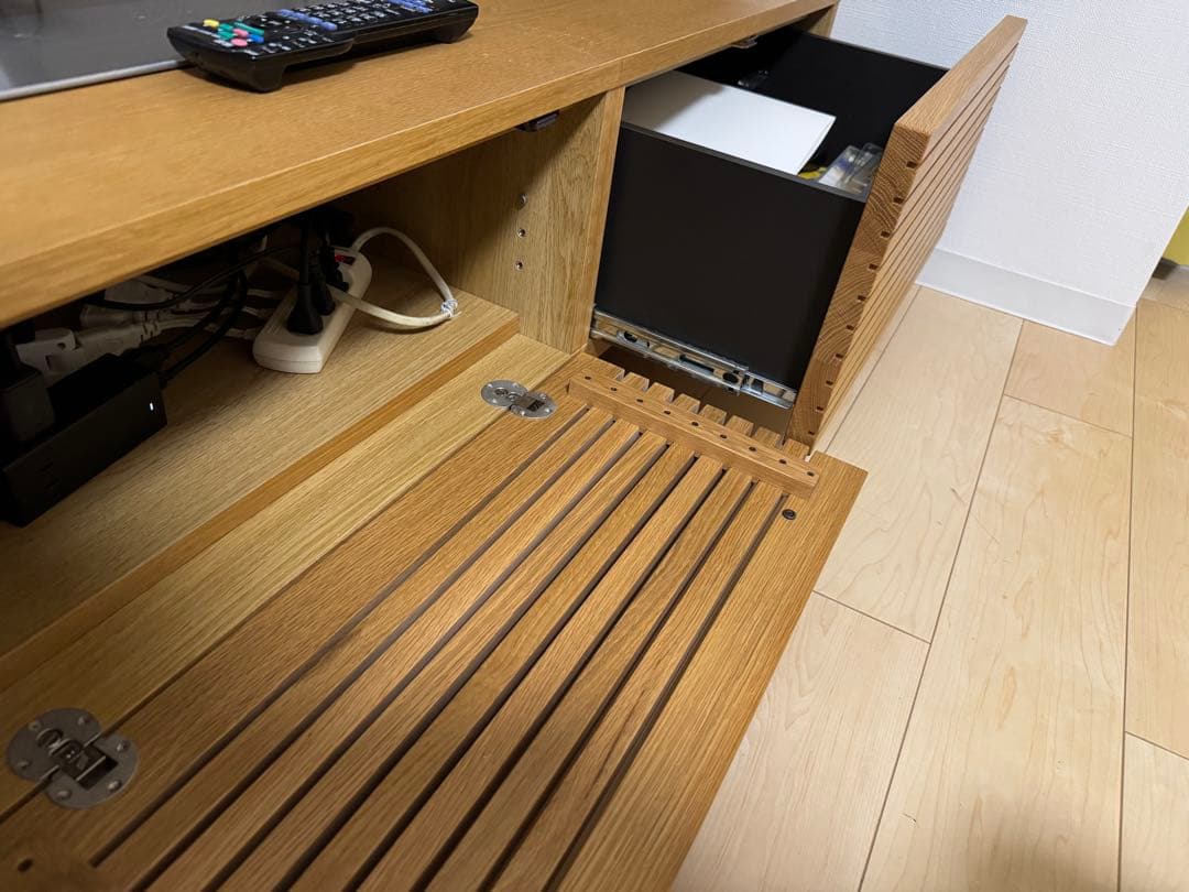 高級感　天然木　テレビ台　テレビボード