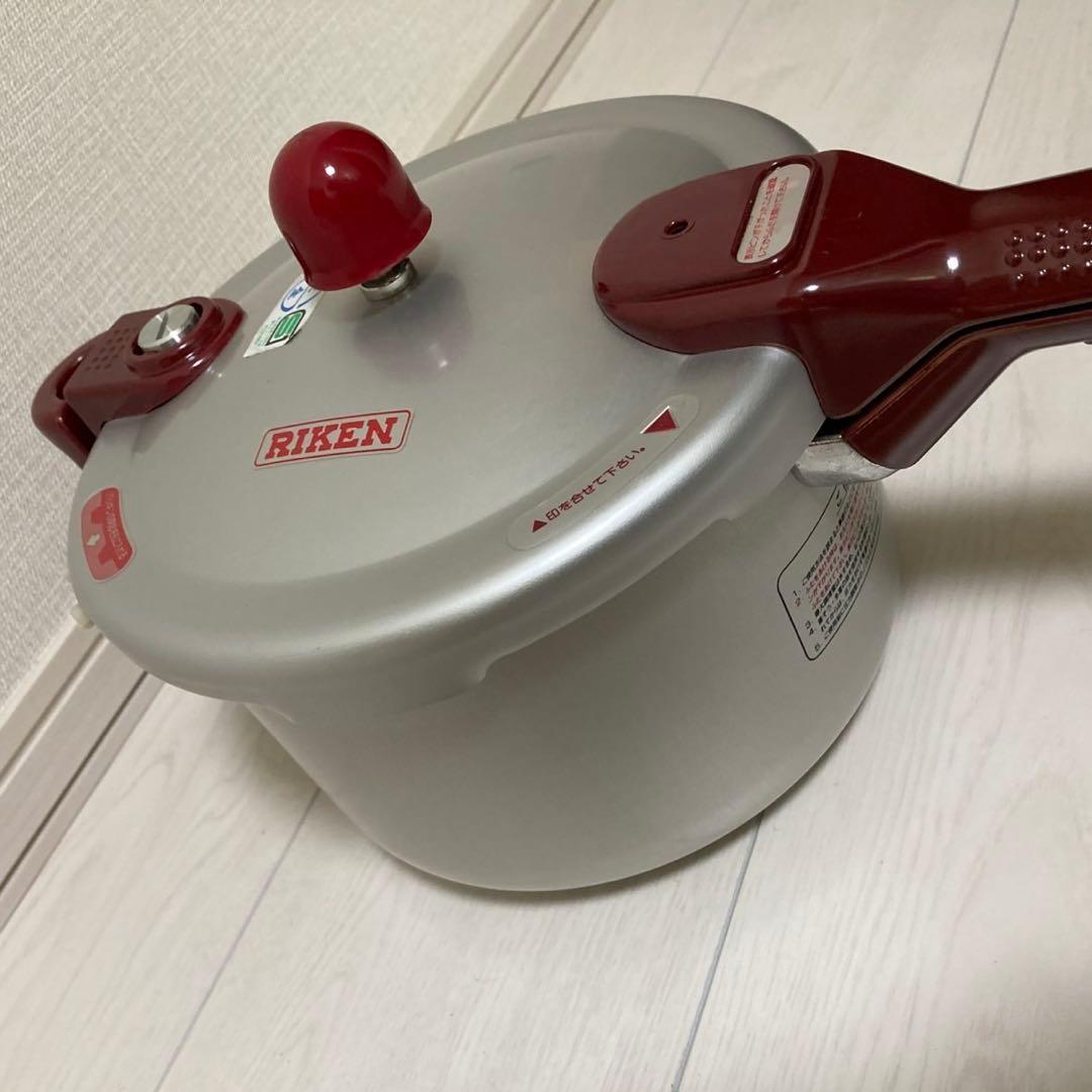 新品未使用】理研 圧力鍋 こなべちゃん RM1-30 - メルカリ
