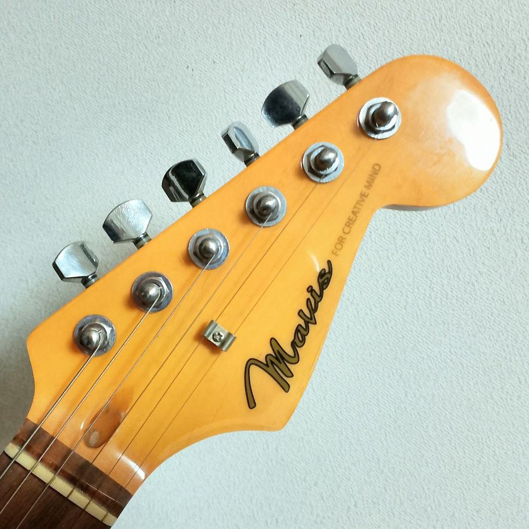 美品　Mavis　ストラトキャスタータイプ　エレキギター　弦は新品！