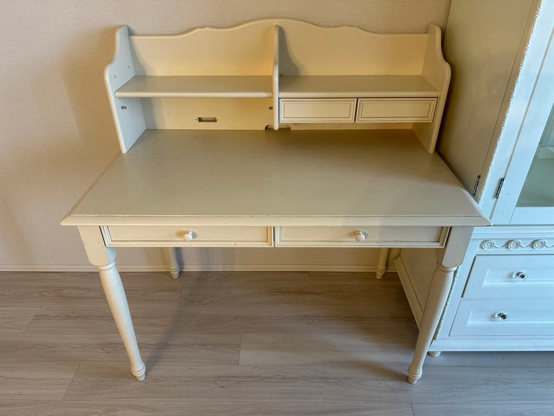 ローラアシュレイ　学習机