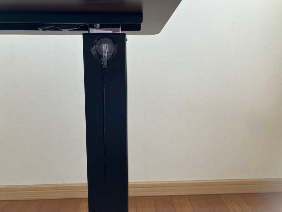 ニトリ　テーブル　長方形　デスク　仕事　キャスターあり