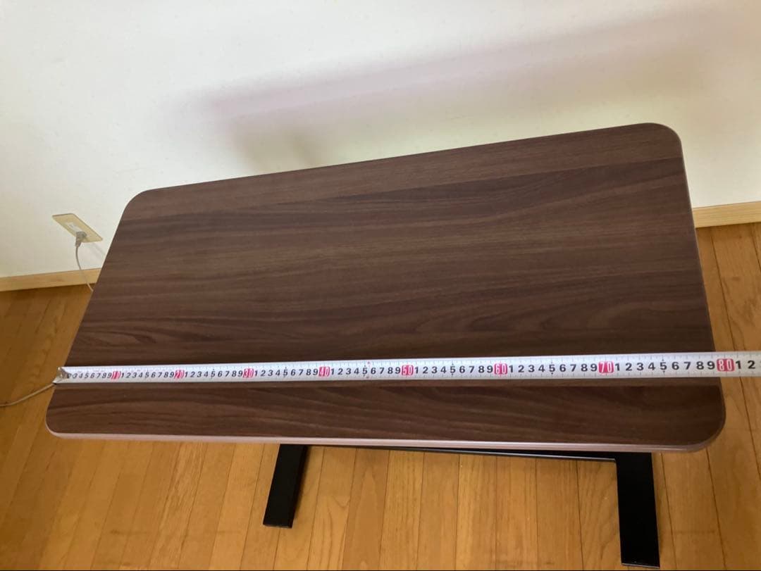 ニトリ　テーブル　長方形　デスク　仕事　キャスターあり