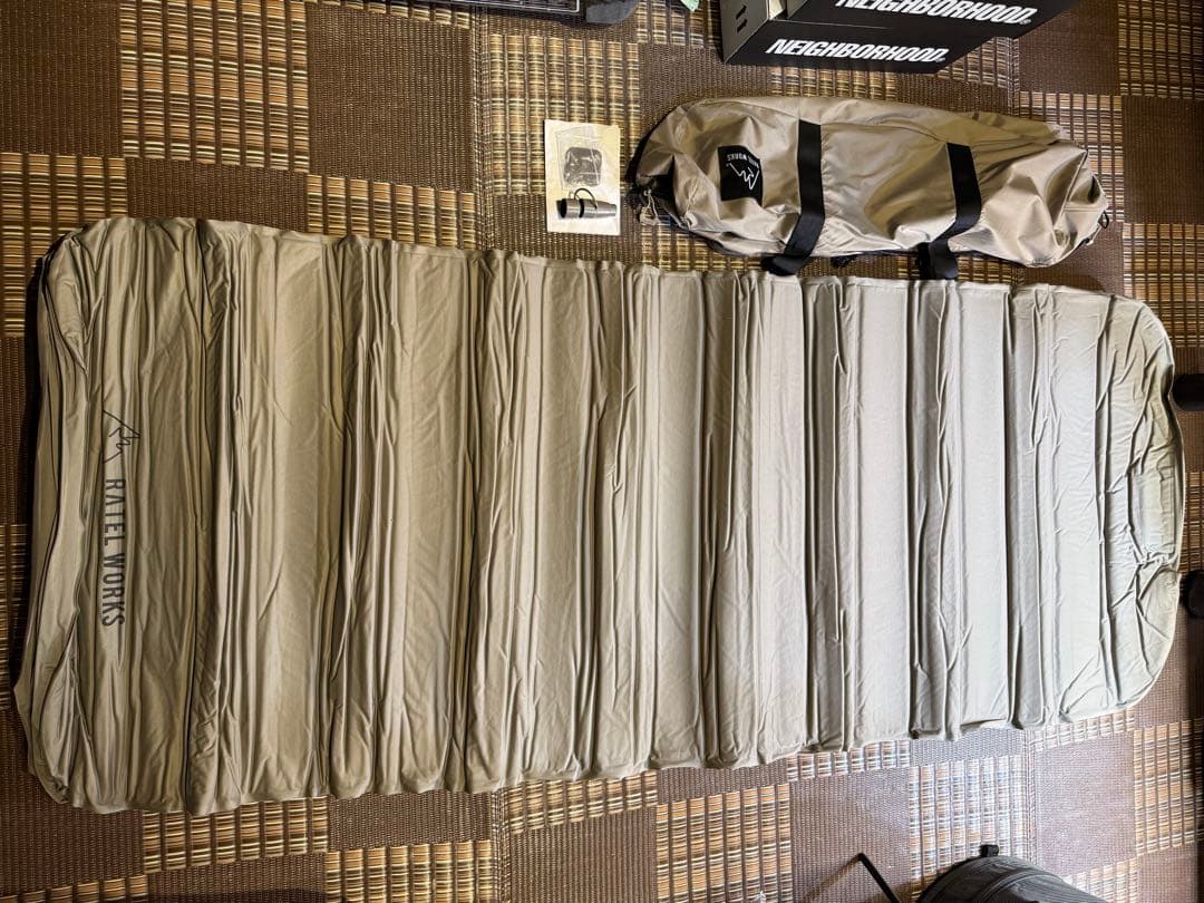 ラーテルワークス 10cm R値7.7インフレーターマットポンプ自動膨張シングル