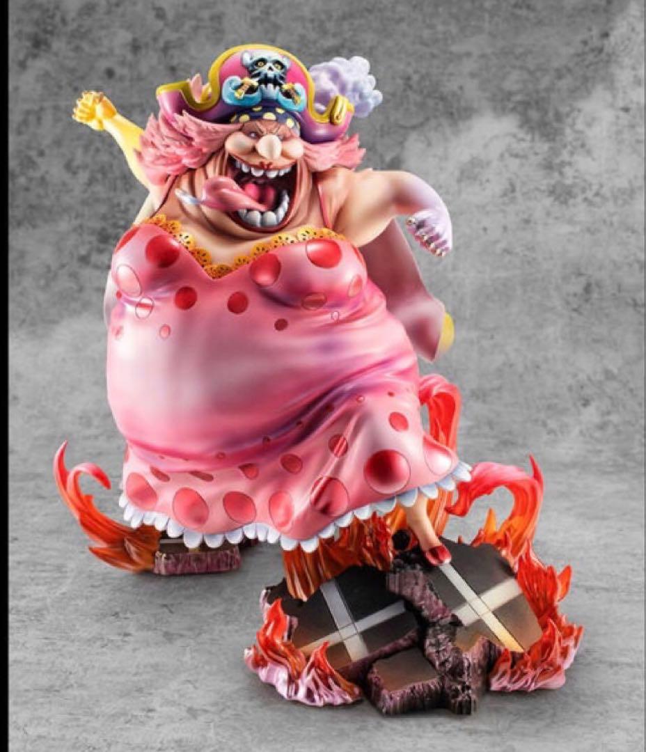 POP 【新品未開封】maximum ビッグマム　フィギュア