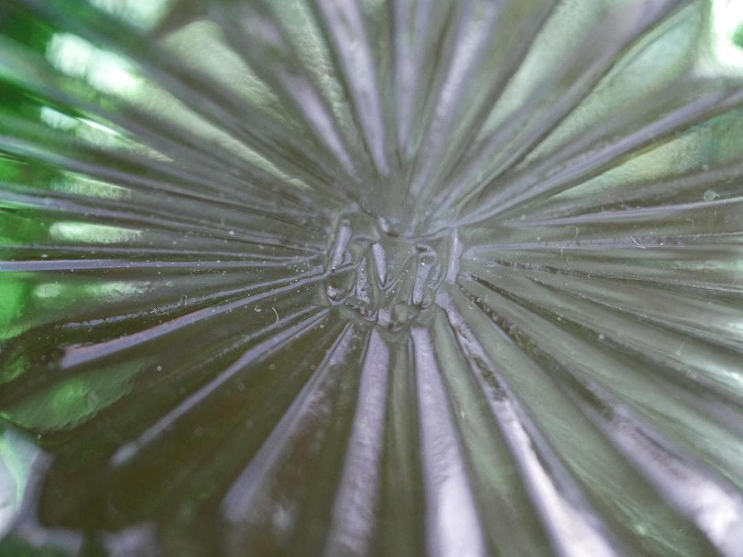 極小剥がれ有り・モッサーグラス グリーンオパールセント 脚付きディッシュ