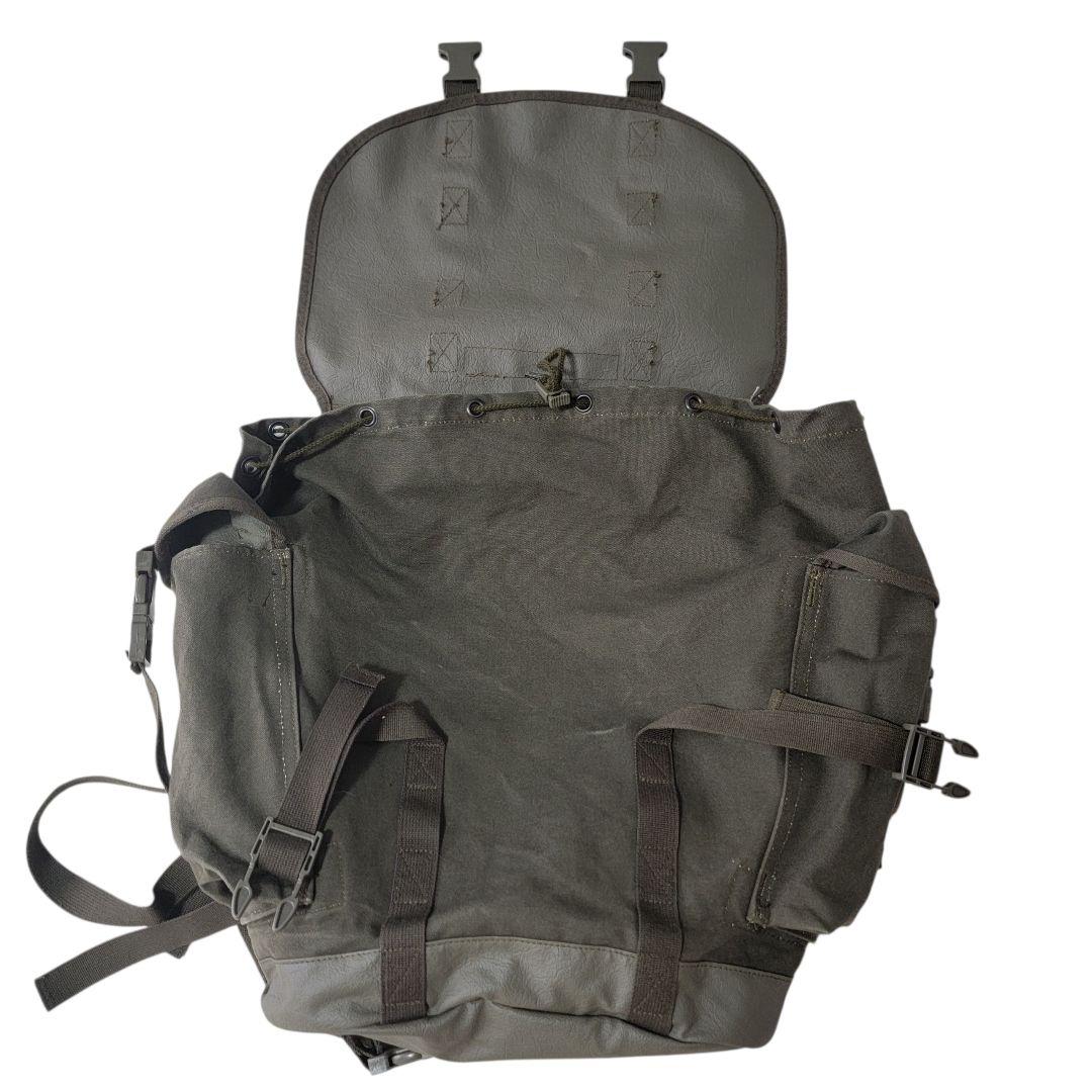 ほぼ未使用 ドイツ軍放出 リュックサック 山岳部隊 OD 西ドイツ 28L