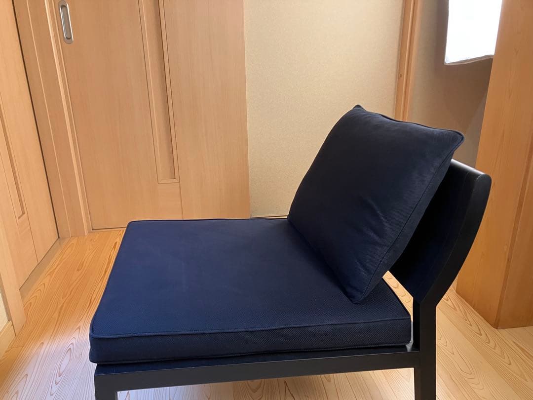 Yoshi　カッシーナイクスシー　ラウンジソファ　アノニマスデザイン