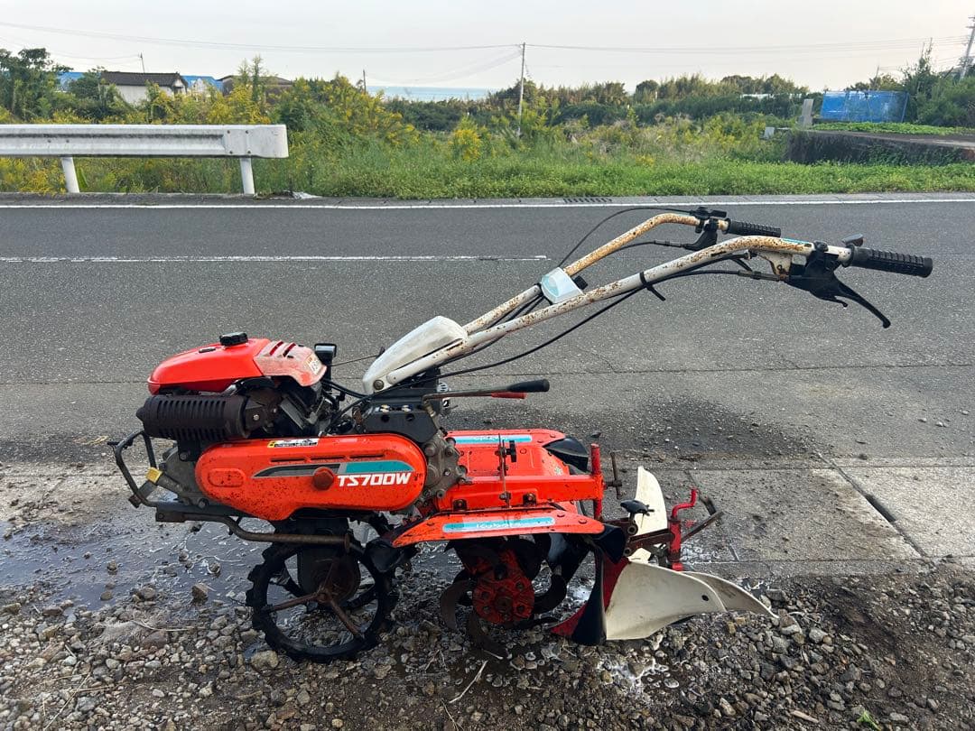 宮崎　クボタ 管理機 TS700W 培土器付 正逆転　耕運機 6.2馬力　畝立て