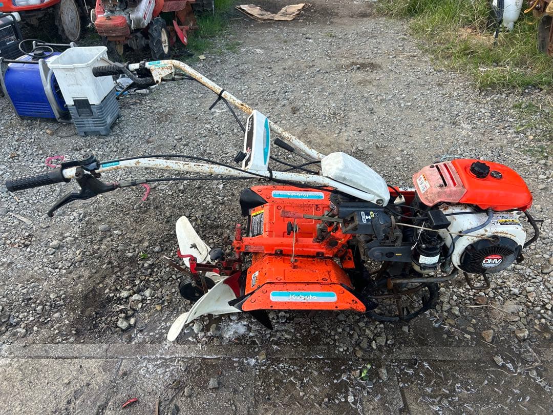 宮崎　クボタ 管理機 TS700W 培土器付 正逆転　耕運機 6.2馬力　畝立て