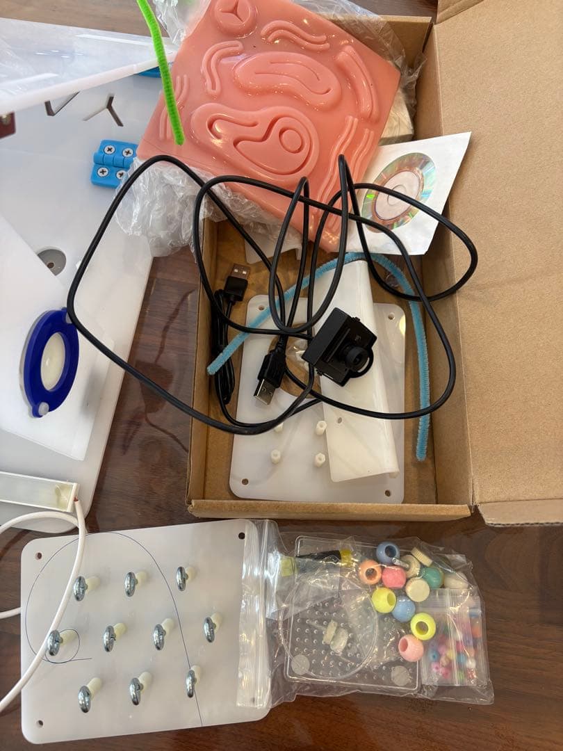 腹腔鏡　手術　トレーニングキット