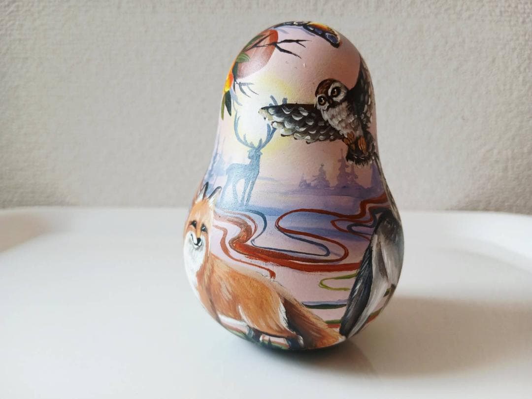 スベトラーナ　森の中の少女とフクロウ