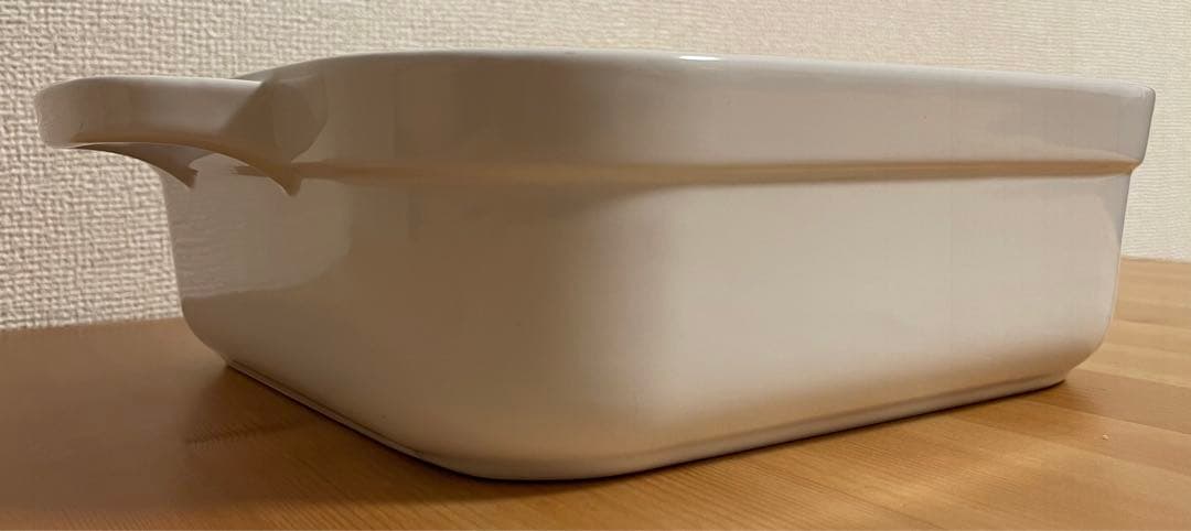 STAUBセラミック スクエア蓋付き　グラタン　キャセロール