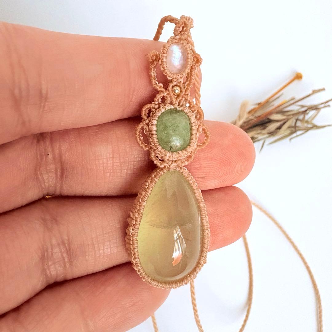♡新春sale♡プレナイト×エメラルド×ムーンストーンのマクラメネックレス