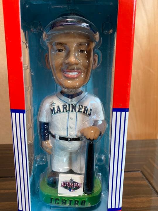 イチロー バブルヘッド パブルヘッド 大リーグ1年目オールスターパンフ