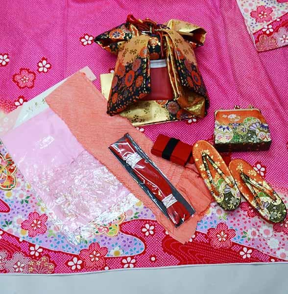 七五三 七歳 女児 正絹 着物フルセット 着物は陽気な天使 NO37379