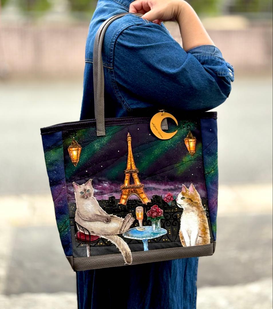 (手づくり)\"メランコリーライト\"ネコとパリと夜景のトートバッグ　アップリケねこ