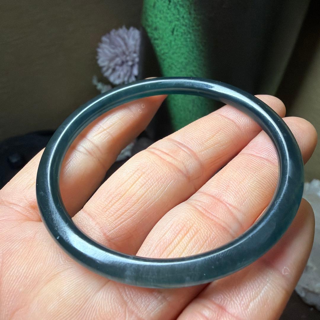 本翡翠、氷藍水、幽藍花柄バングル 〜56 - メルカリ