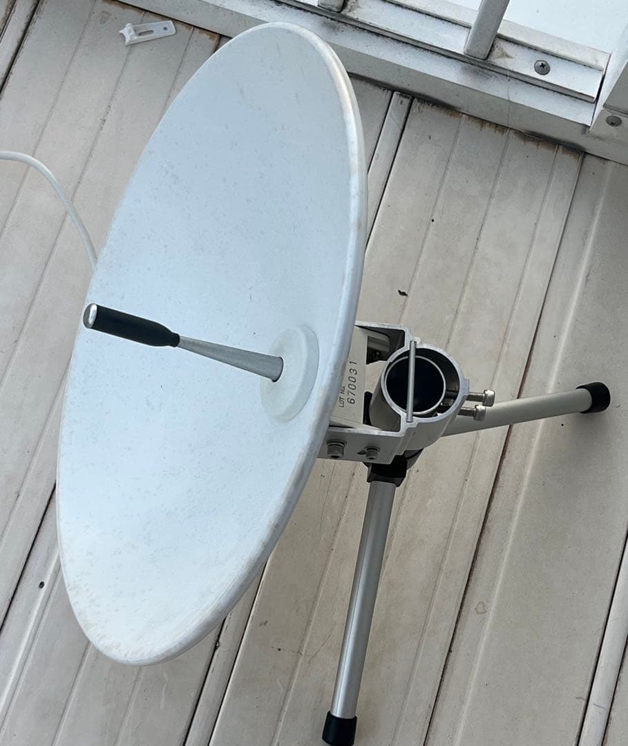 TDK センターフィード型BSアンテナ BS-TA352 室内用基台付き正常動作