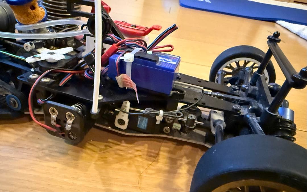 kyosho 京商 FORD ESCORT エンジンラジコン カー ジャンク品 - メルカリ