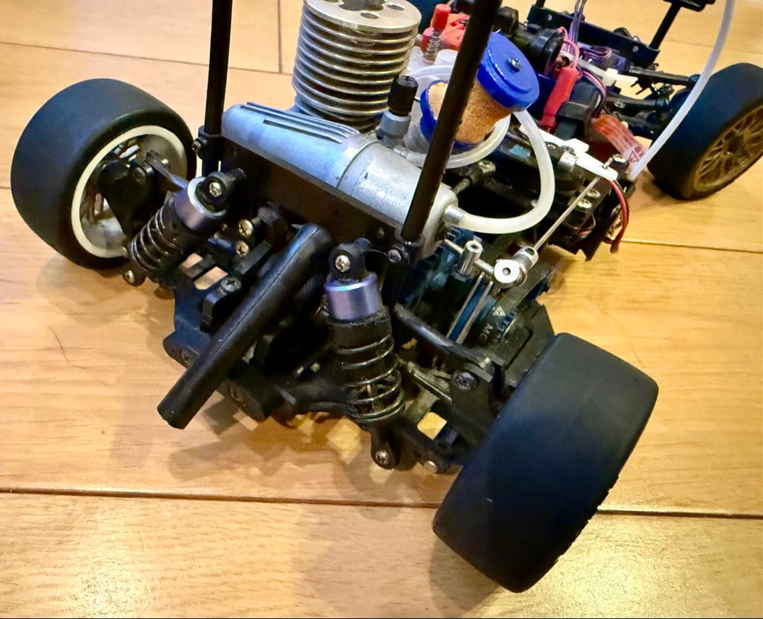 kyosho 京商 FORD ESCORT エンジンラジコン カー ジャンク品 - メルカリ