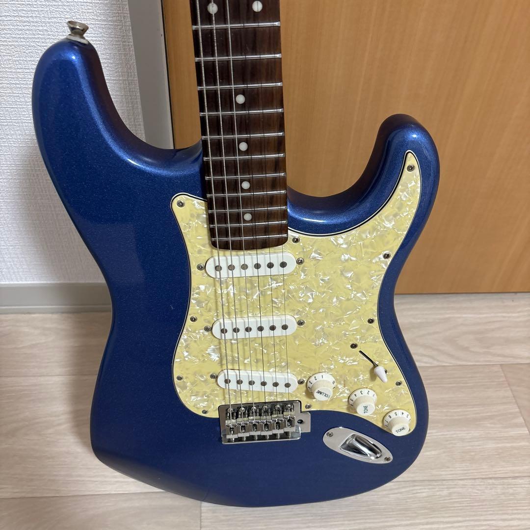 Mavis ストラトキャスタータイプ エレキギター 青 - メルカリ