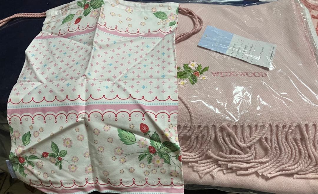  ストロベリーデザイン ブランケット