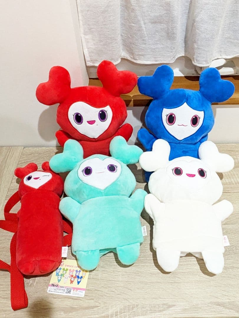 TWICE LOVELYS ぬいぐるみパペット GiGO限定 5点セット - メルカリ