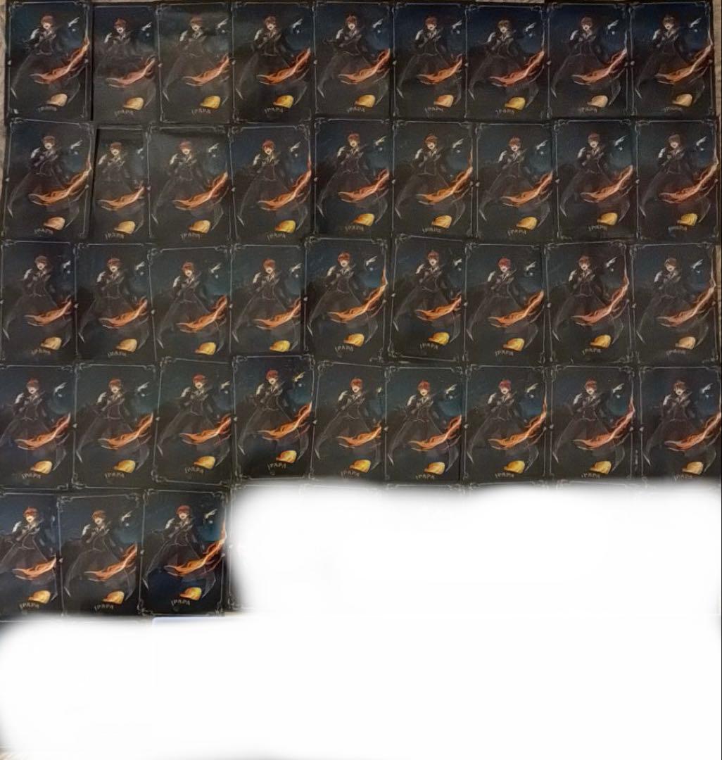 まじめにヤバシティ シャオロン 王冠型缶バッジ