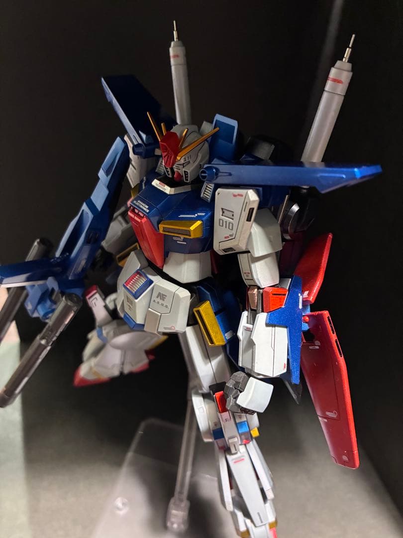 ガンプラ完成品 HG ZZガンダム全塗装スタイル改修完成品 発光ギミック