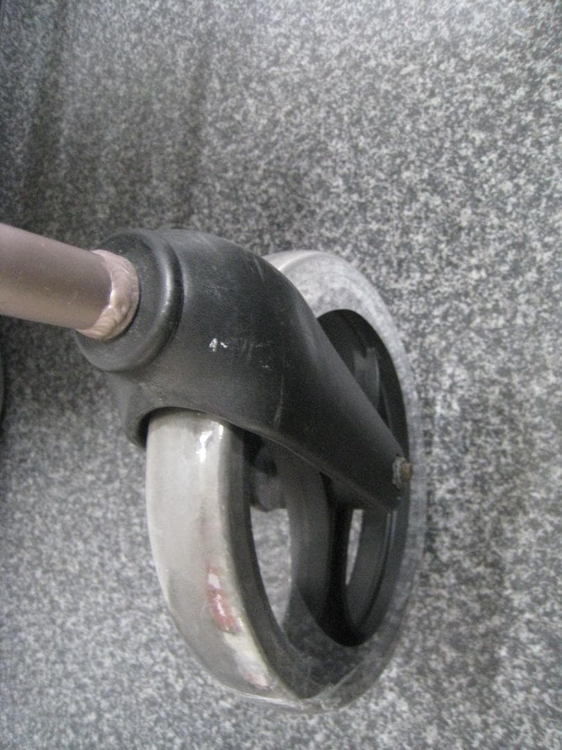 【送料無料】ナブテスコ 前腕支持型歩行車 REHAMO コンパル抑速ブレーキ